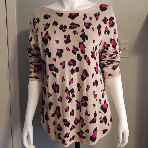 Chico’s Leopard Print Rayon Top Sz L (2) Pink Tan Animal Print Pullover Blouse - Picture 1 of 9